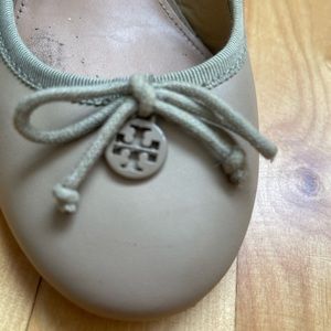 Tory Burch size 8,5